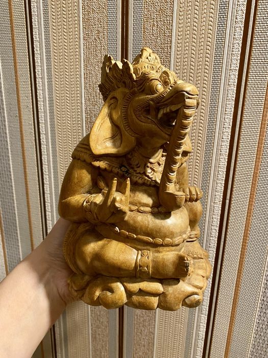 Статэтка бог Ганеш, божество, Ганапати, сандаловое дерево