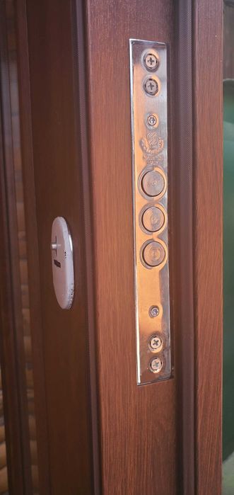 Drzwi zewnętrzne do domu