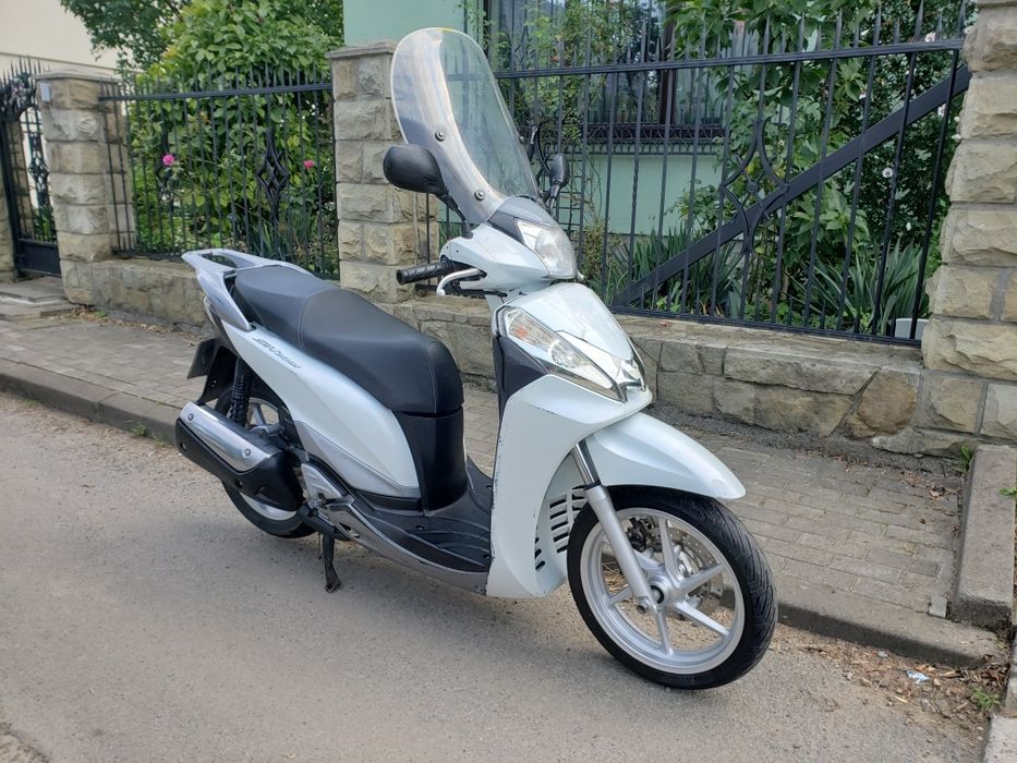 Скутер Honda SH300i