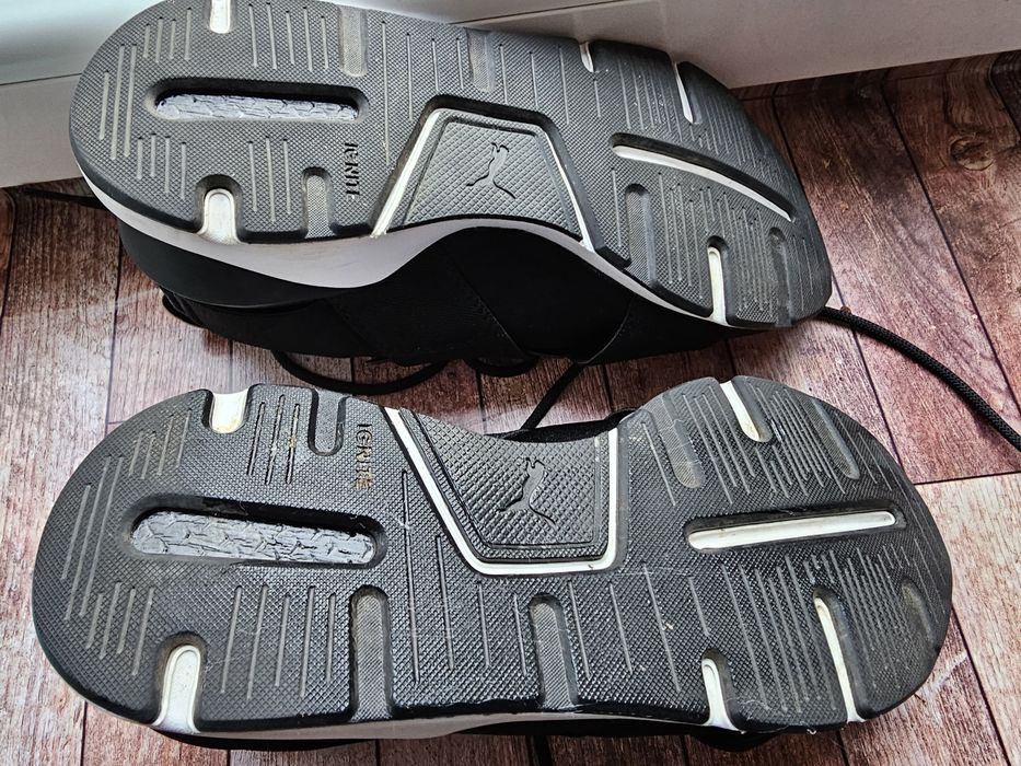 Orginalne Buty Puma jak nowe