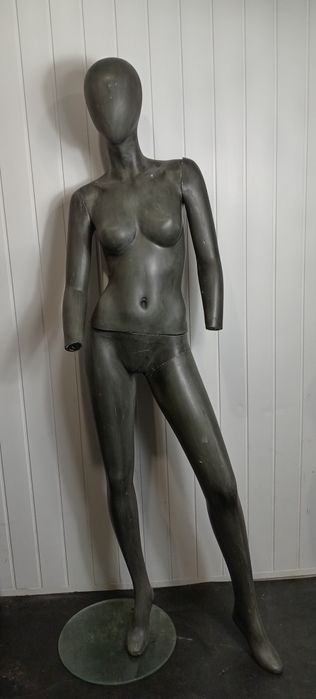 Manekin pelnopostaciowy