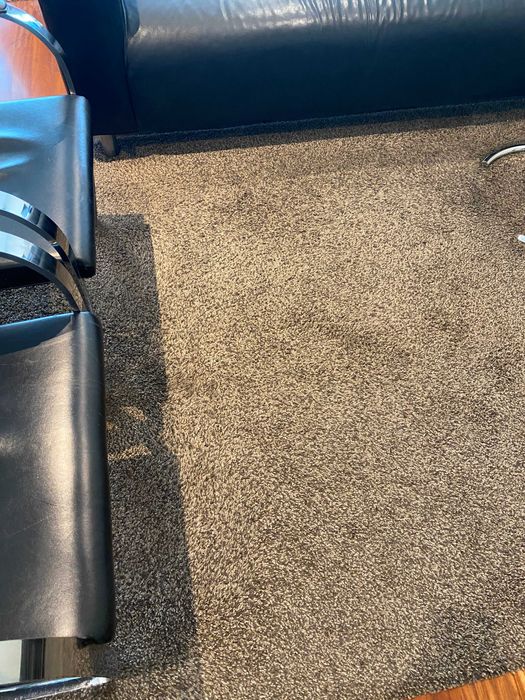 Tapete , pelo curto, cor cinza com 1,70x2,40m