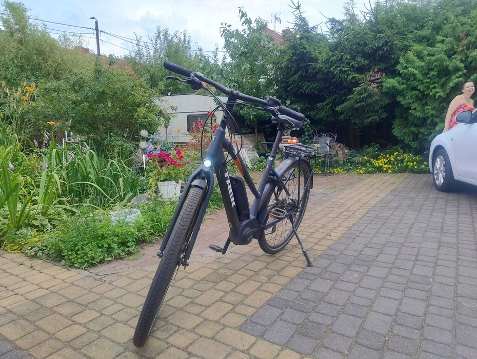 Rower elektryczny trekingowy