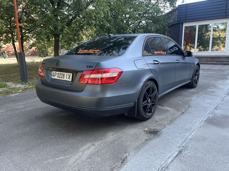 Mersedes 212 exclusive black edition