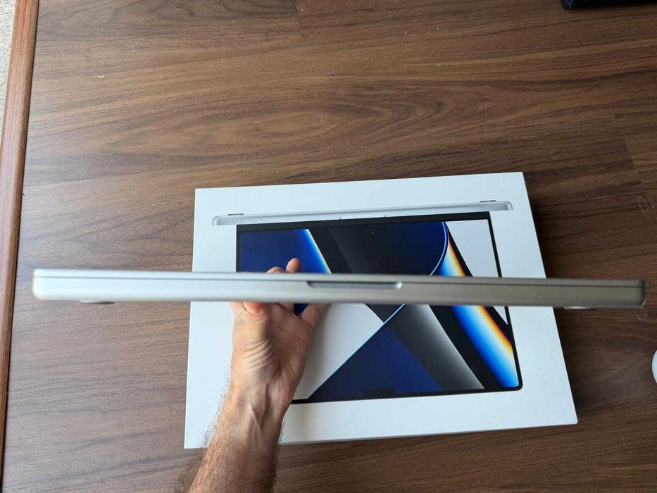Macbook Pro 16 M1 1TB