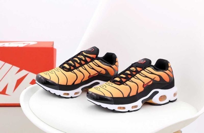 Кроссовки Nike Air Max TN Plus Oreo кросівки найк аир макс тн (36-45)