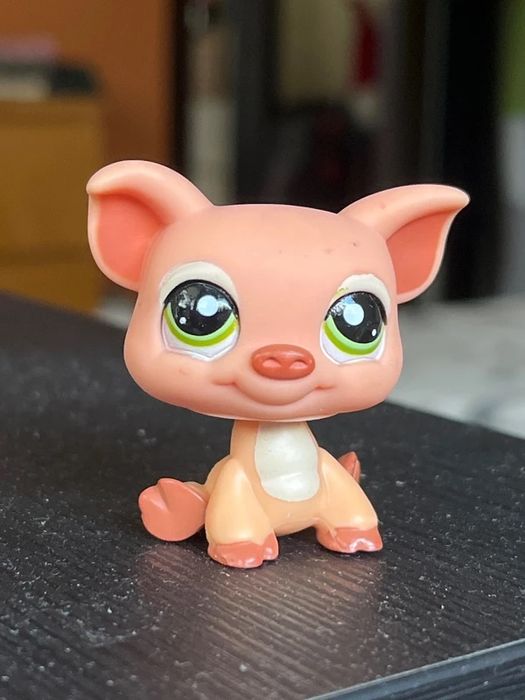 1934 Peach Cream Pig Green Eyes, Morelowa świnka LPS