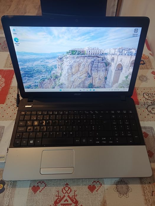 Portatil Acer e1-571 usado