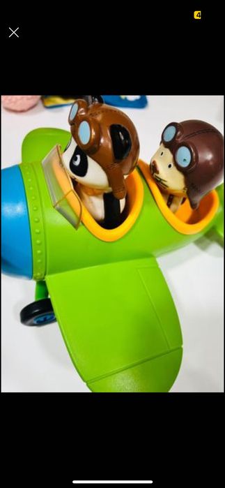 brinquedo avião do panda