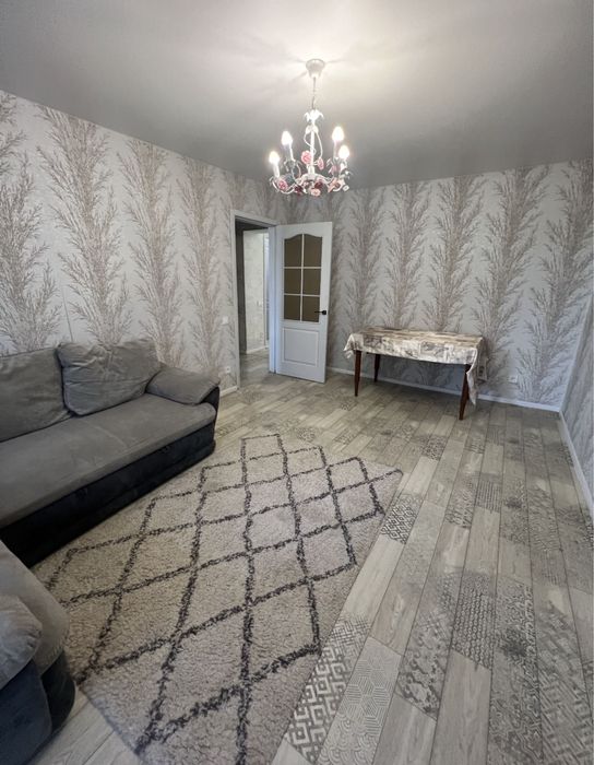 Продам шикарную  3х комнатную квартиру в районе пл освобождения