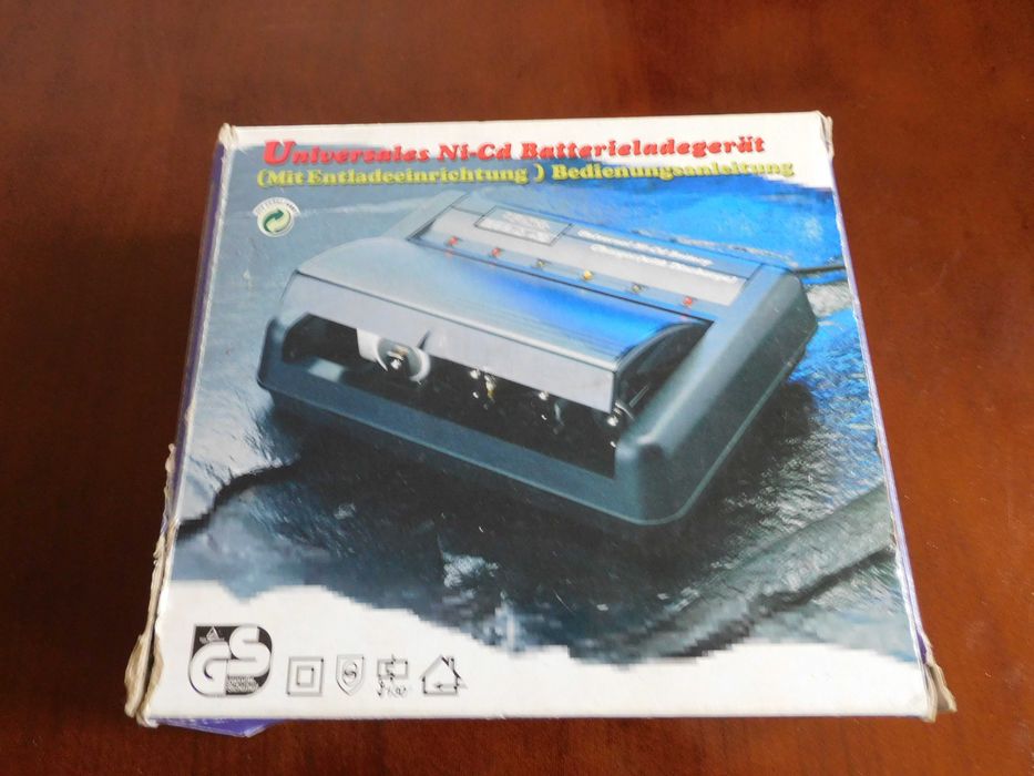 uniwersalna ładowarka do baterii Ni-Cd