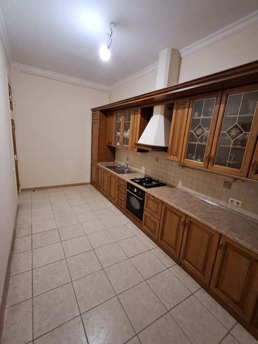 Продажа Помещение 200 м2 П.Поле