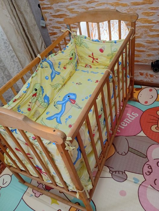 Кроватка ліжечко люлька колиска дитяча