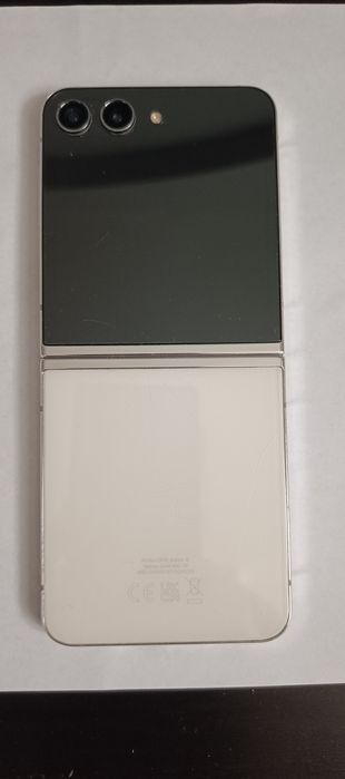 Samsung Galaxy flip 5
