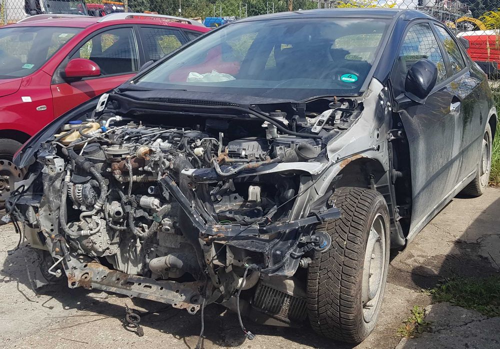 Honda Civic VIII / 2.2 CDTi 140km / 2006r. / na części