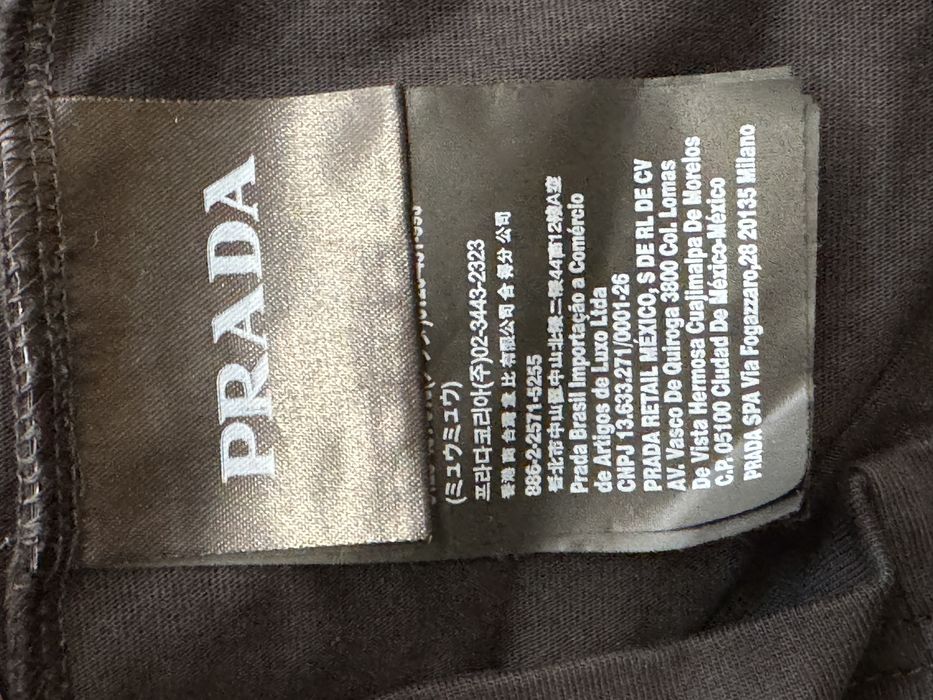 бавовняна футболка Prada, унісекс Розмір L Ідеальний стан