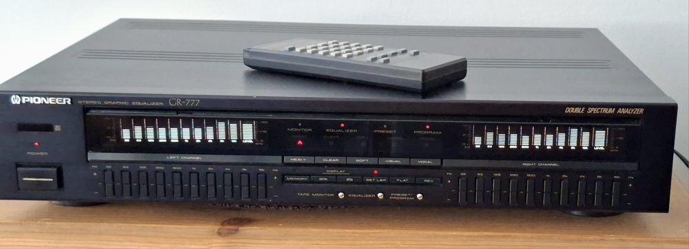 Pioneer GR-777 Equalizer + pilot oryginalny