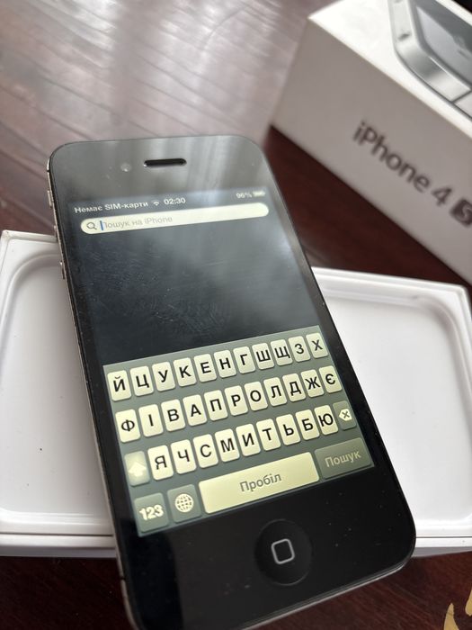 Продам ретро iphone 4S (6.1.3)