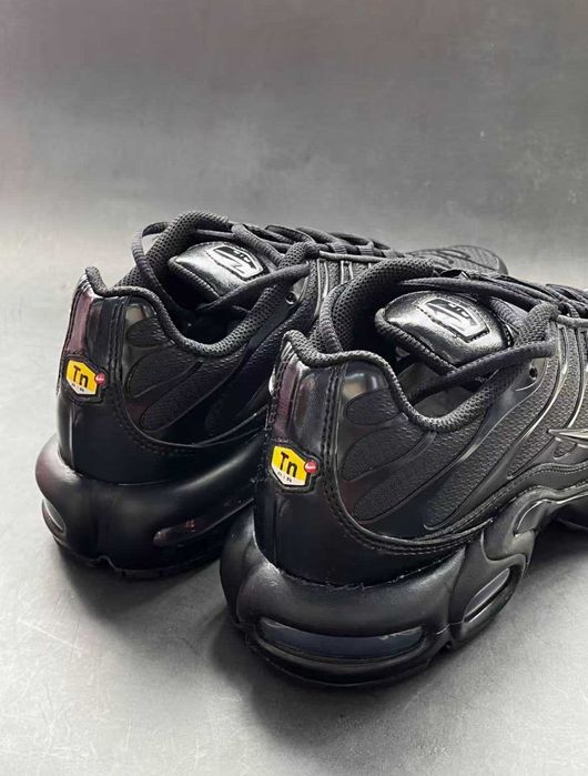 Butymęskie_Nike_Air_Max_TN_Plus_Black Glany R.39