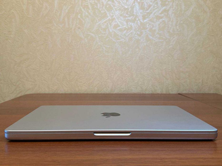 Macbook Pro 14 M1 PRO 16 512