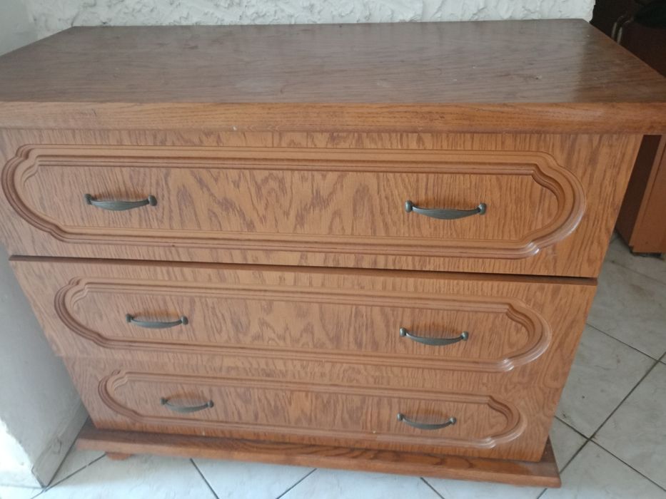 Sprzedam komodę i rtv