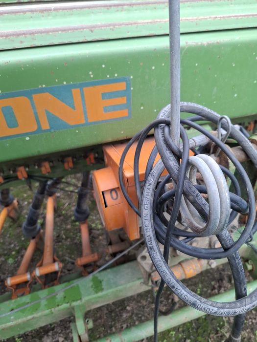Siewnik amazone d8 super 3m
