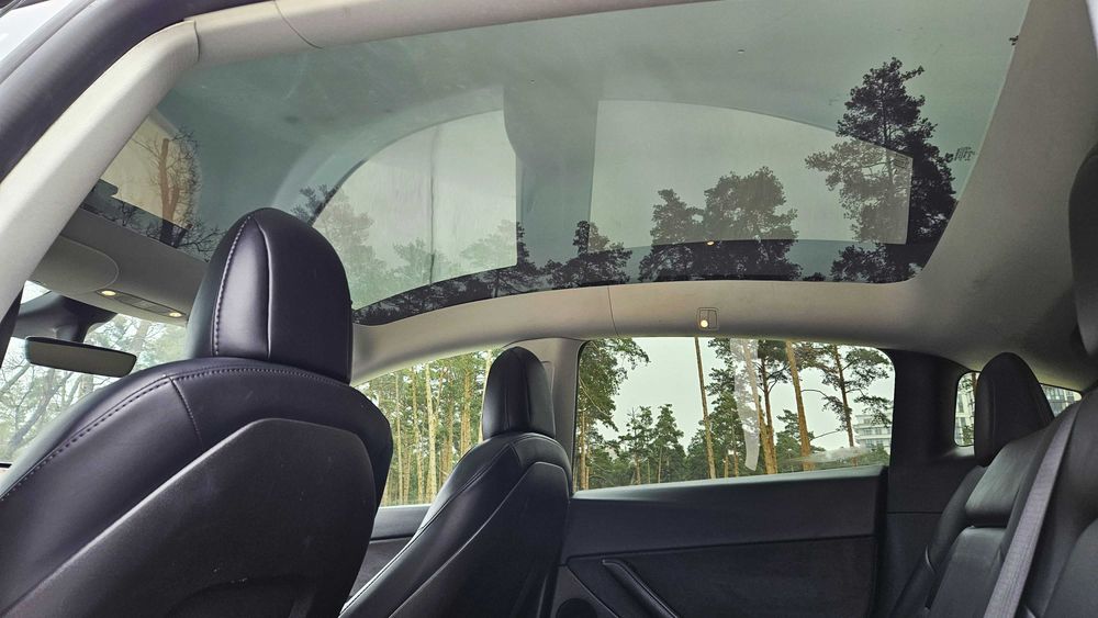 Tesla Model Y Long Range Dual Motor