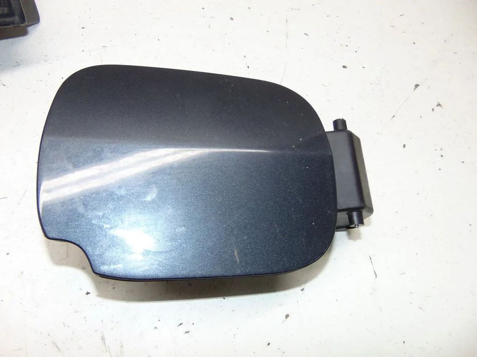 Renault clio tampão gasolina/Farolim