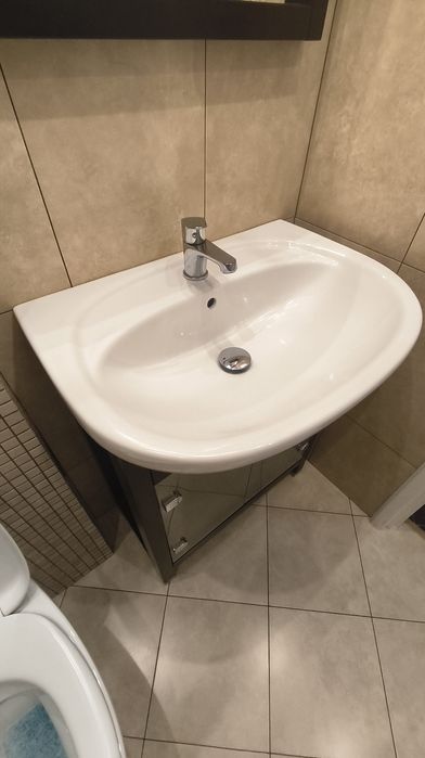 Zestaw mebli łazienkowych