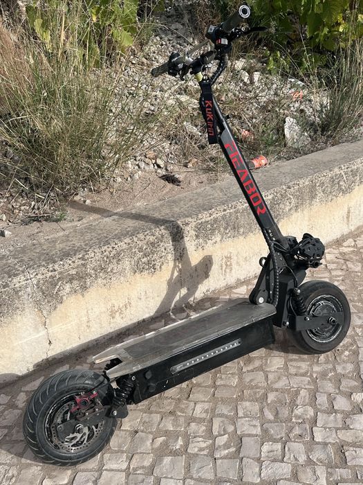 Trotinete 5600w muita potencia