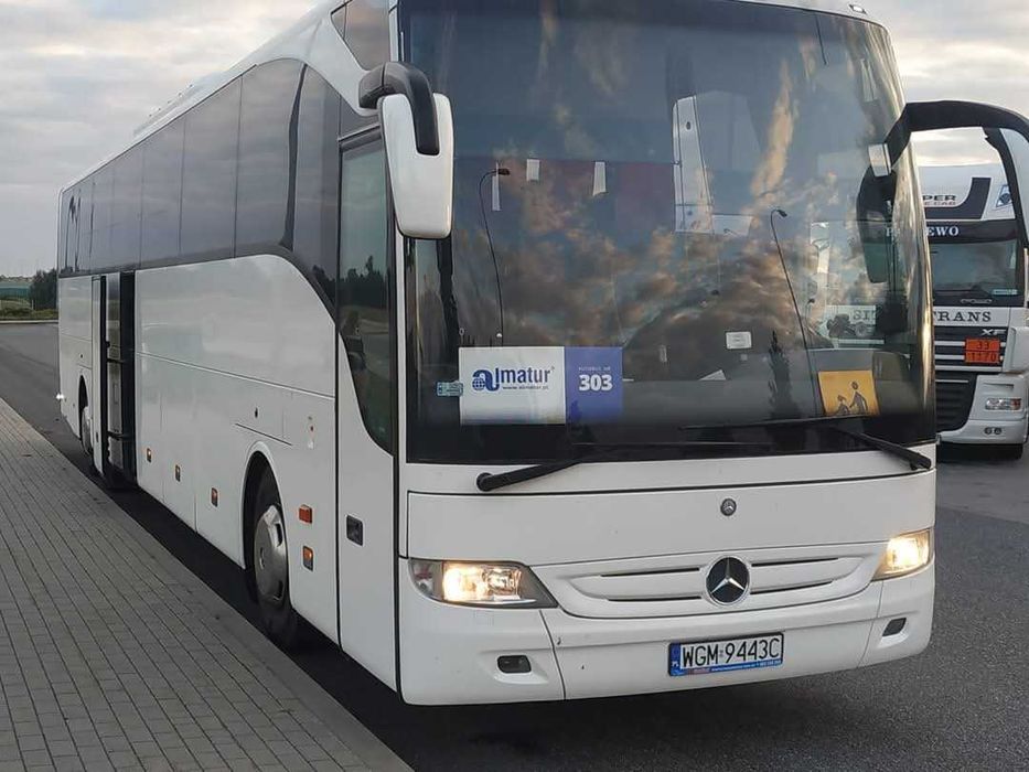 Przewozy autokarowe - wynajem autokarów