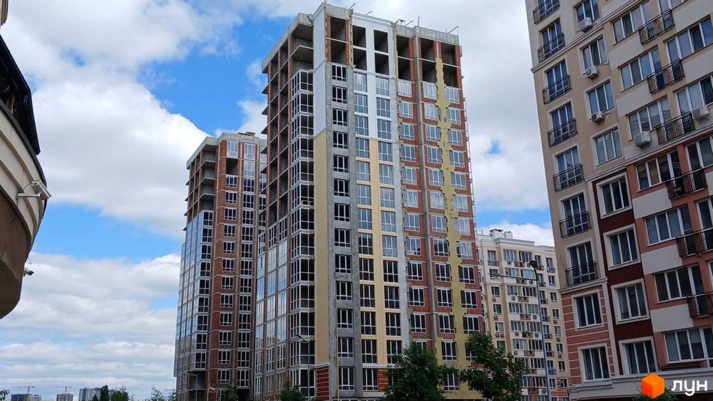 Продається квартира. ЖК Нові Теремки, метро Теремки