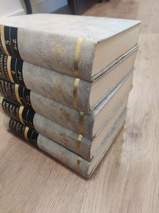 5 volumes Dicionario Universal da Língua Portuguesa : ilustrado ( 5 Vo