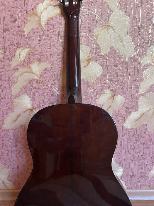 Гітара  Hohner НС 06