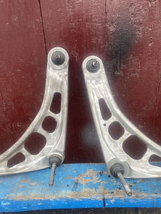 Продам ричаги БМВ Е46