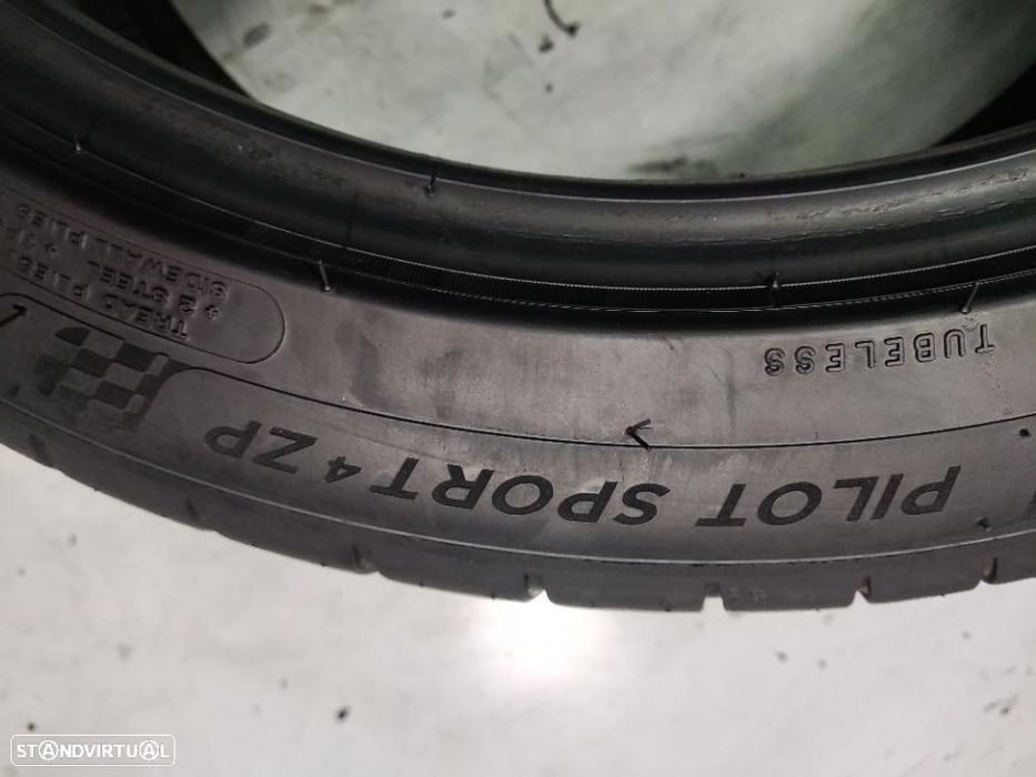 2 pneus semi novos 225-45r18 michelin - oferta dos portes 120 EUROS