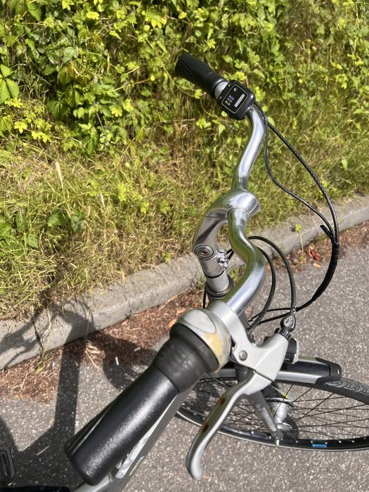 Rower elektryczny GIANT PRIME 400WH z silnikiem centralnym YAMAHA /A