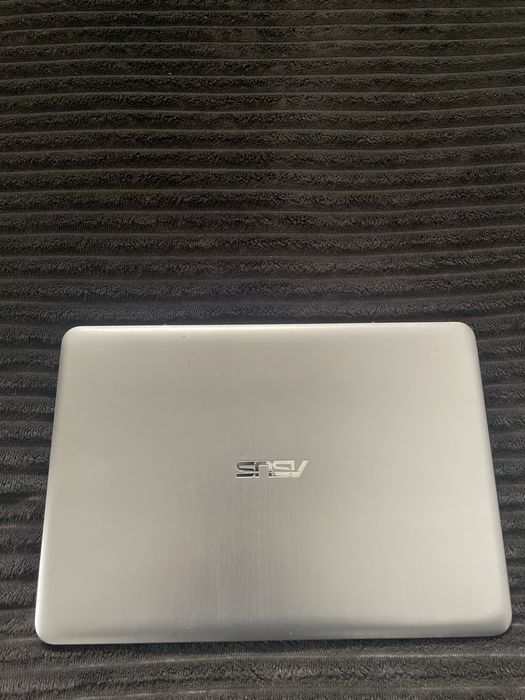 Asus Vivobook E403SA