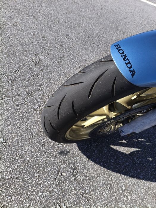 Cb600Cb 600f Hornet 
 Revisada:
- Velas NGK novas 
- Filtro de óleo or