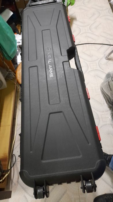 Caixa rigida para carabina.