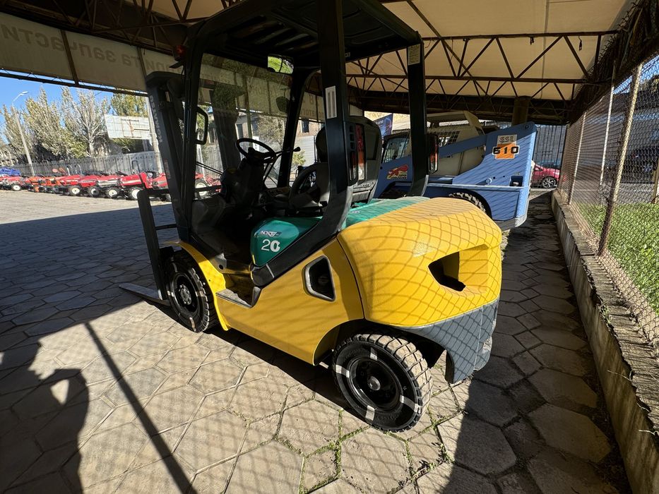 Погрузчик Komatsu NXT20