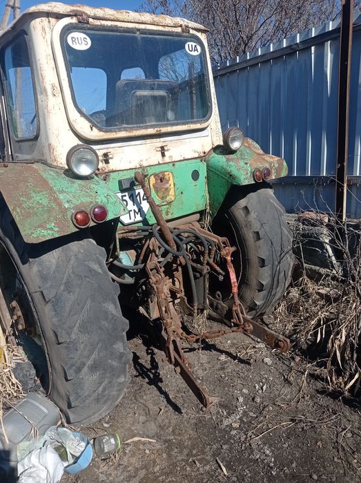 Продается трактор