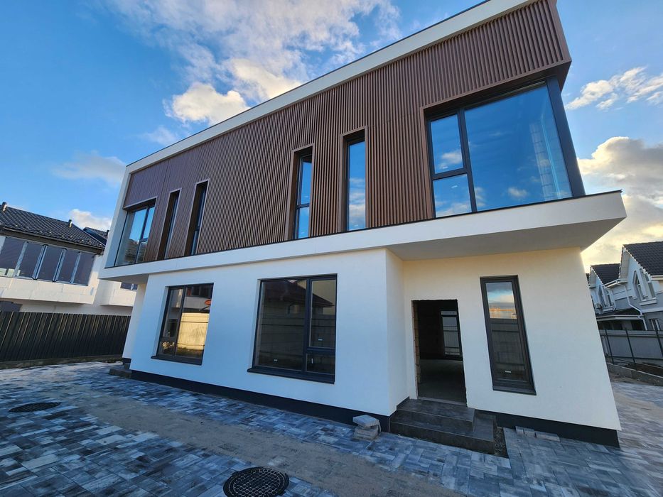 Від забудовника. Продам Будинок, Дуплекс, газ, ремонт. Телефонуйте.