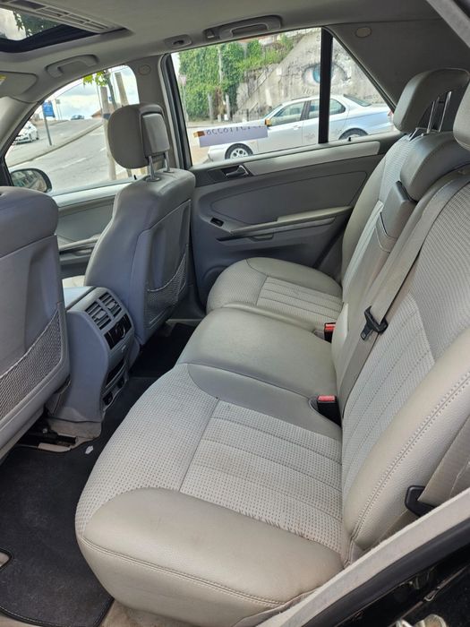 Carro Mercedes ML 320