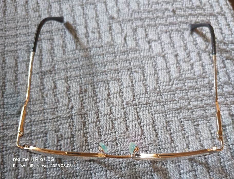 Okulary progresywne z nakładka przeciwsłoneczną