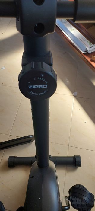 Bicicleta Estática- Zipro - Como Nova