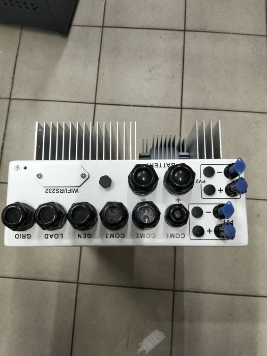 Гібридні інвертори та акоммулятори