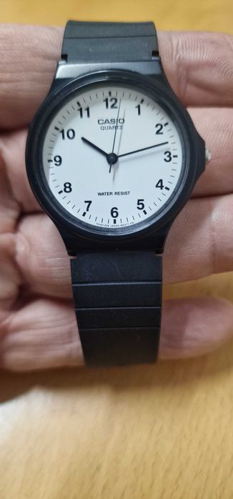 CASIO MQ-24 Unissexo