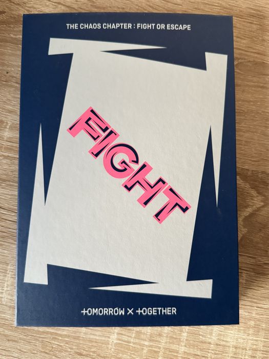 txt the chaos chapter fight or escape