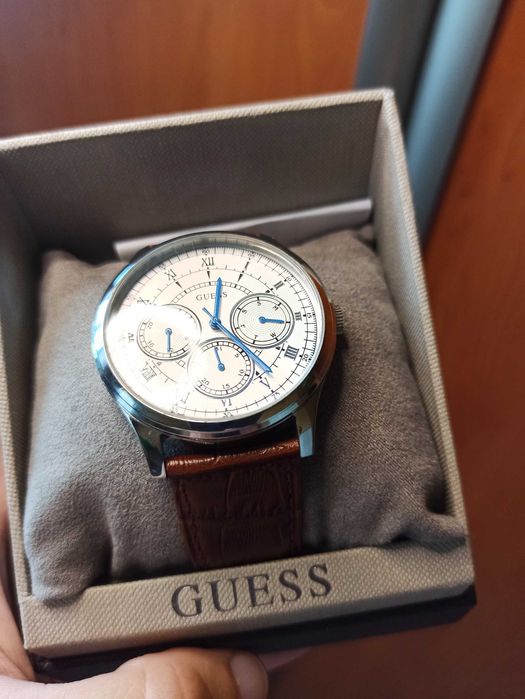 Zegarek Guess W1181G1